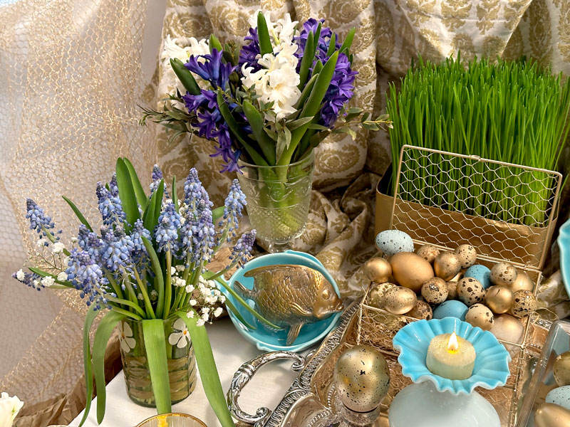 rrr13AprilIMG_4301 two bouquets of spring flowers, namely white and striking blue hyacinths mixed with foliage